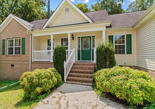 Photo 2 of Single family home for sale at 3027 Highland Cir, Rocky Face, GA 30740 | MLS# 1543431 | Listing updated on 2026-09-29