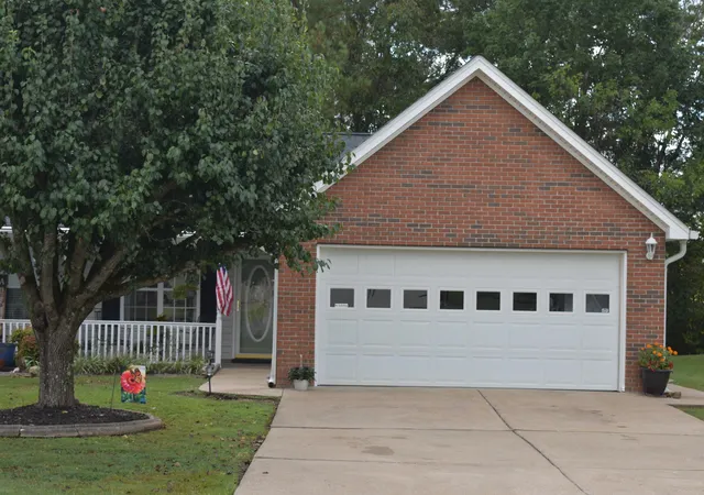 Townhouse for sale at 84 Yellow Brick Rd, Rossville, GA 30741 | MLS# 1543671