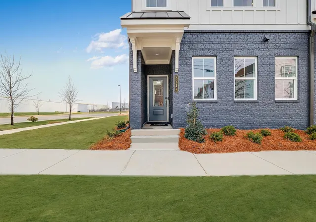 Townhouse for sale at 1053 E Main St #34, Chattanooga, TN 37408 | MLS# 1543615