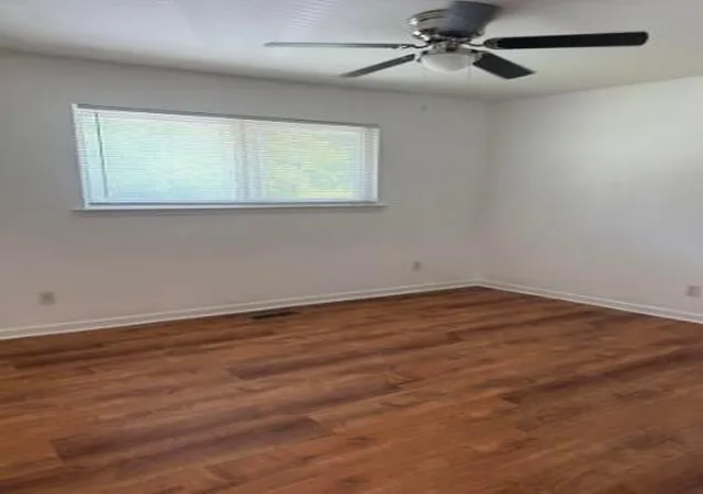 Photo 2 of Sale Pending at 4007 Sunset Ave, Chattanooga, TN 37411 | MLS# 1543704 | Listing updated on 2026-10-03