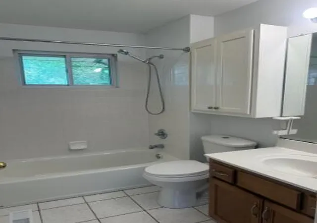 Photo 3 of Sale Pending at 4007 Sunset Ave, Chattanooga, TN 37411 | MLS# 1543704 | Listing updated on 2026-10-03