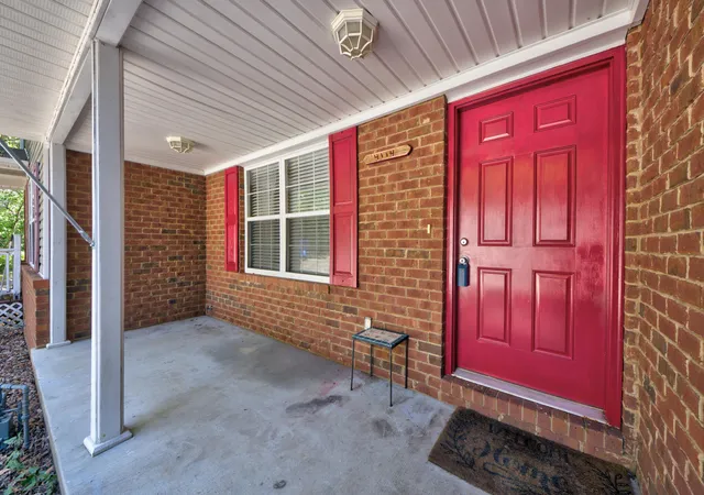 Photo 3 of Single family home for sale at 4114 Watson Rd, Chattanooga, TN 37415 | MLS# 1543938 | Listing updated on 2026-10-13