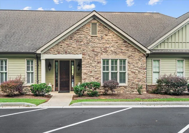 Photo 1 of Condo for sale at 347 Ivey Gate Ridge #Ste 4, Dalton, GA 30720 | MLS# 1543657 | Listing updated on 2026-10-08