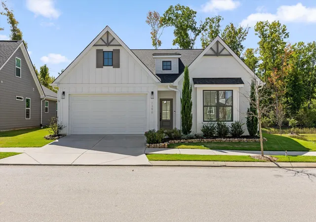 Photo 1 of Single family home for sale at 1390 Cobbler Ct, Chattanooga, TN 37421 | MLS# 1544107 | Listing updated on 2026-10-30