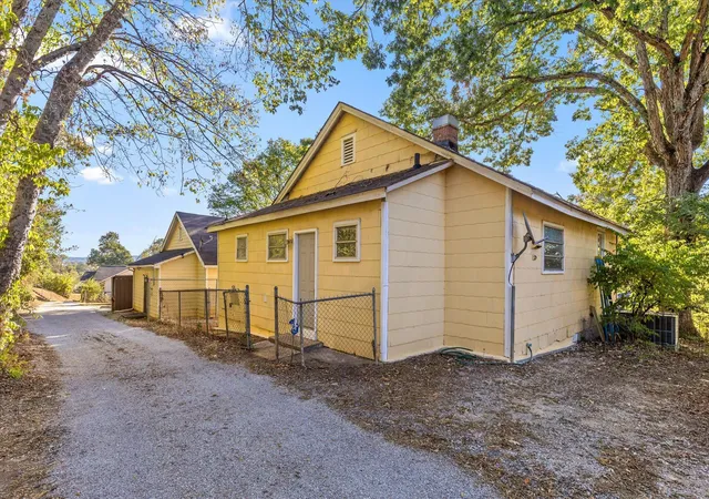Photo 3 of Single family home for sale at 3876 Dixie Cir, Lupton City, TN 37351 | MLS# 1543747 | Listing updated on 2026-10-01