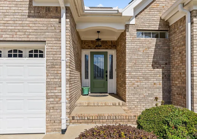 Photo 2 of Single family home for sale at 6821 Chiswick Dr, Chattanooga, TN 37421 | MLS# 1544085 | Listing updated on 2026-10-12