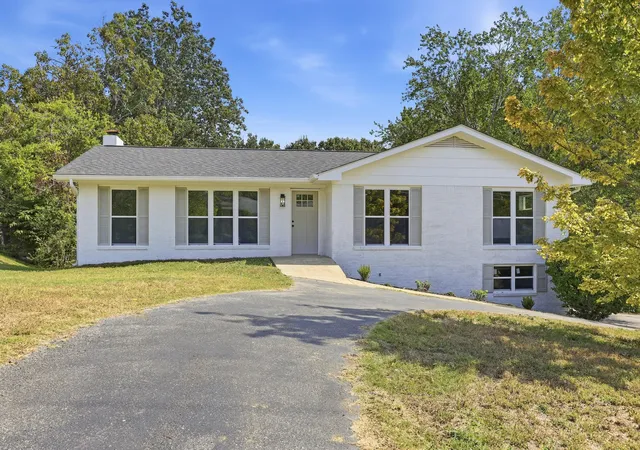 Photo 1 of Sale Pending at 60 W Highland Dr, Ringgold, GA 30736 | MLS# 1543864 | Listing updated on 2026-10-07