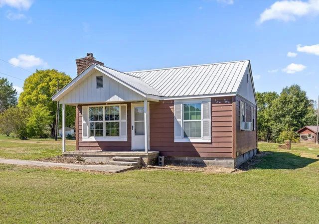 Single family home for sale at 7038 75, Ider, AL 35981 | MLS# 1543858