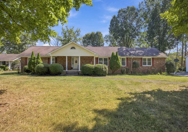 Photo 2 of Sale Pending at 114 Valleybrook Rd, Hixson, TN 37343 | MLS# 1543916 | Listing updated on 2026-10-06
