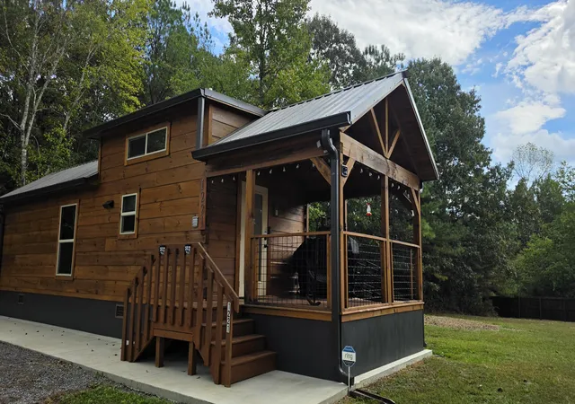 Photo 1 of Single family home for sale at 1221 County Rd 641, Mentone, AL 35984 | MLS# 1544065 | Listing updated on 2026-10-06