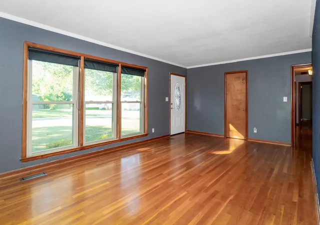 Photo 2 of Single family home for sale at 6504 Lakeshore Pkwy, Chattanooga, TN 37416 | MLS# 1544200 | Listing updated on 2026-10-21