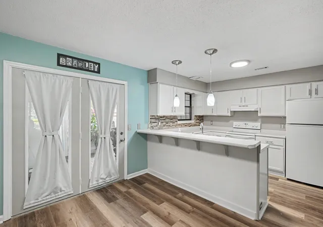 Photo 3 of Single family home for sale at 4022 Honor Cir, Chattanooga, TN 37416 | MLS# 1544171 | Listing updated on 2026-10-09