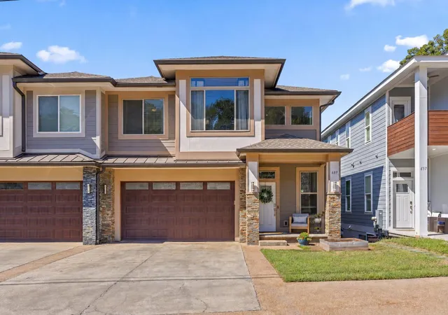 Photo 1 of Single family home for sale at 689 Ladd Ave, Chattanooga, TN 37405 | MLS# 1544327 | Listing updated on 2026-10-23