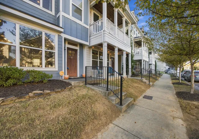Photo 3 of Single family home for sale at 1437 Park Ave, Chattanooga, TN 37408 | MLS# 1544233 | Listing updated on 2026-10-19