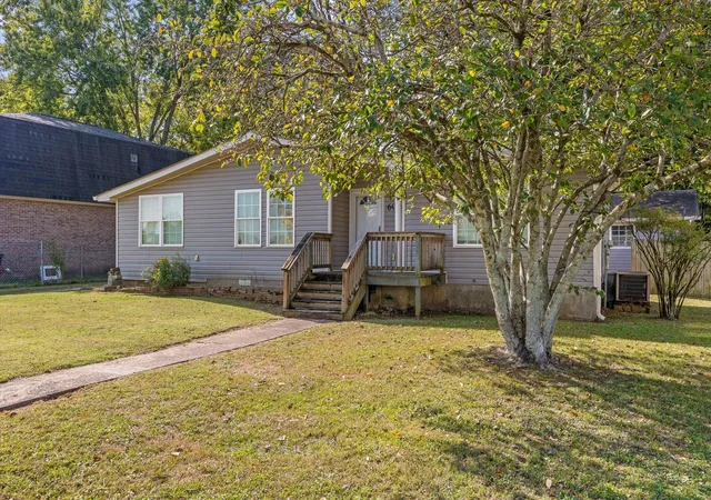 Photo 2 of Single family home for sale at 6002 Graston Ave, Chattanooga, TN 37412 | MLS# 1544195 | Listing updated on 2026-10-07