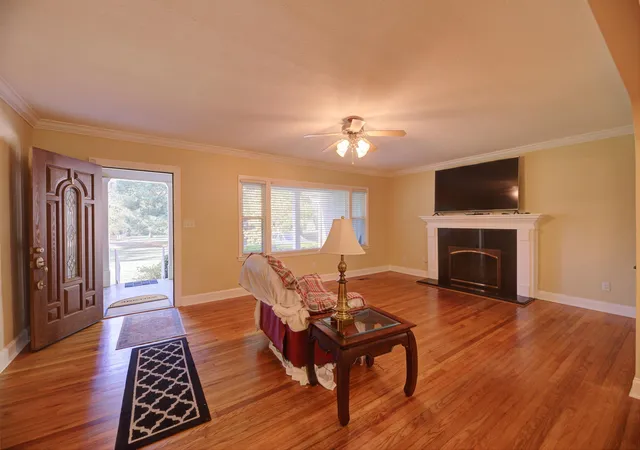 Photo 3 of Single family home for sale at 6815 Longview Rd, Chattanooga, TN 37421 | MLS# 1544431 | Listing updated on 2026-10-12