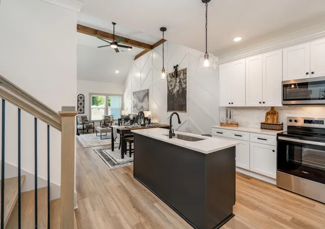 Townhouse for sale at 2221 Jenkins Rd #105, Chattanooga, TN 37421 | MLS# 1544270