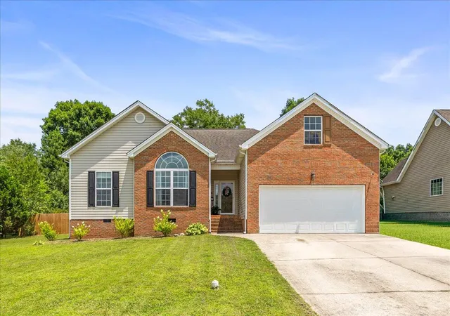 Photo 1 of Single family home for sale at 212 Hatfield Dr, Ringgold, GA 30736 | MLS# 1544323 | Listing updated on 2026-10-26