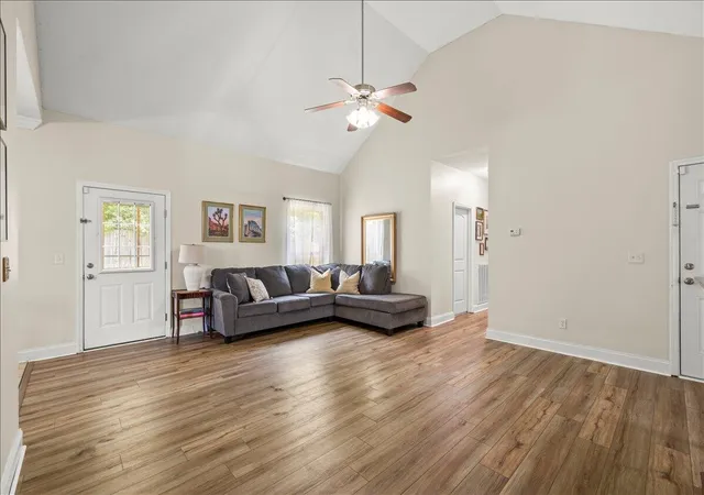 Photo 3 of Single family home for sale at 212 Hatfield Dr, Ringgold, GA 30736 | MLS# 1544323 | Listing updated on 2026-10-26