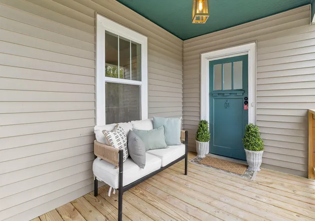 Photo 3 of Single family home for sale at 805 Poindexter Ave, Chattanooga, TN 37412 | MLS# 1544575 | Listing updated on 2026-10-14