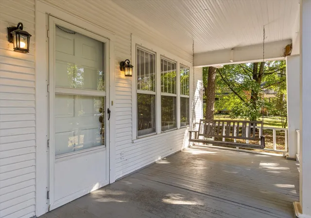 Photo 3 of Single family home for sale at 809 Fairmount Ave, Signal Mountain, TN 37377 | MLS# 1544492 | Listing updated on 2026-10-22