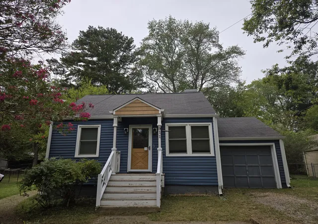 Single family home for sale at 911 Emmett Ave NW, Cleveland, TN 37311 | MLS# 1544388
