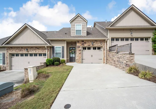 Townhouse for sale at 8336 Carlitos Ln, Hixson, TN 37343 | MLS# 1544461