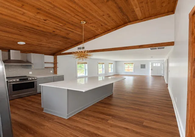 Photo 3 of Sale Pending at 1002 Russell Hl Rd Nw, Sugar Valley, GA 30746 | MLS# 1544407 | Listing updated on 2026-10-19