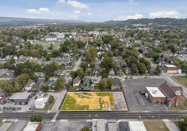 Photo 2 of Land for sale at 2009 E Main St, Chattanooga, TN 37404 | MLS# 1544467 | Listing updated on 2026-10-12