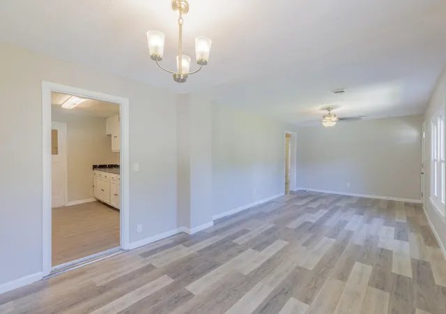 Photo 3 of Single family home for sale at 117 Biscayne Blvd, Rossville, GA 30741 | MLS# 1544430 | Listing updated on 2026-10-12