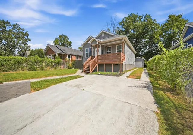 Photo 3 of Single family home for sale at 3906 6th Avenue, Chattanooga, TN 37407 | MLS# 1544598 | Listing updated on 2026-10-30