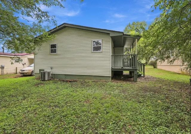 Photo 2 of Single family home for sale at 1006 E 30th Street, Chattanooga, TN 37407 | MLS# 1544579 | Listing updated on 2026-10-14