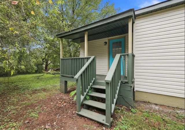 Photo 4 of Single family home for sale at 1006 E 30th Street, Chattanooga, TN 37407 | MLS# 1544579 | Listing updated on 2026-10-14