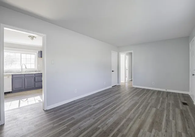 Photo 2 of Single family home for sale at 122 Howard Dr, Fort Oglethorpe, GA 30742 | MLS# 1544569 | Listing updated on 2026-10-14