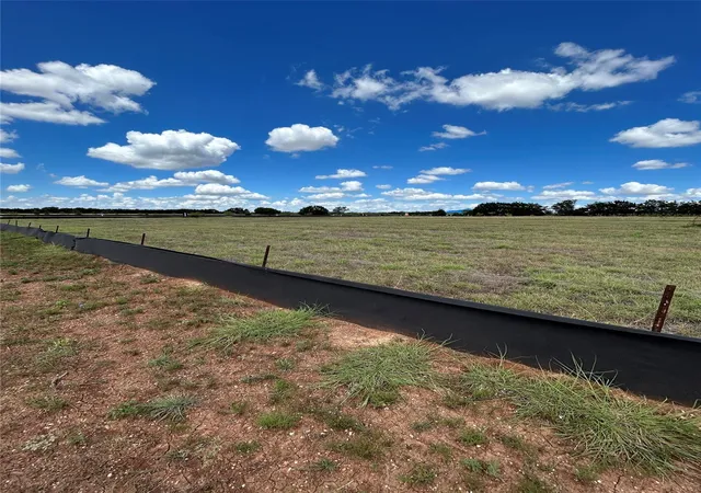 Photo 3 of Land for sale at 541 Arborland Dr, Georgetown, TX 78633 | MLS# 2272827 | Listing updated on 2026-09-11
