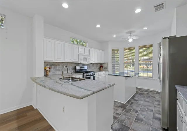 Photo 1 of Single family home for sale at 101 Buttercup Trl, Georgetown, TX 78633 | MLS# 1016310 | Listing updated on 2026-10-02