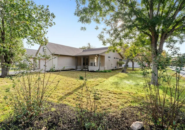 Photo 3 of Single family home for sale at 101 Buttercup Trl, Georgetown, TX 78633 | MLS# 1016310 | Listing updated on 2026-10-02