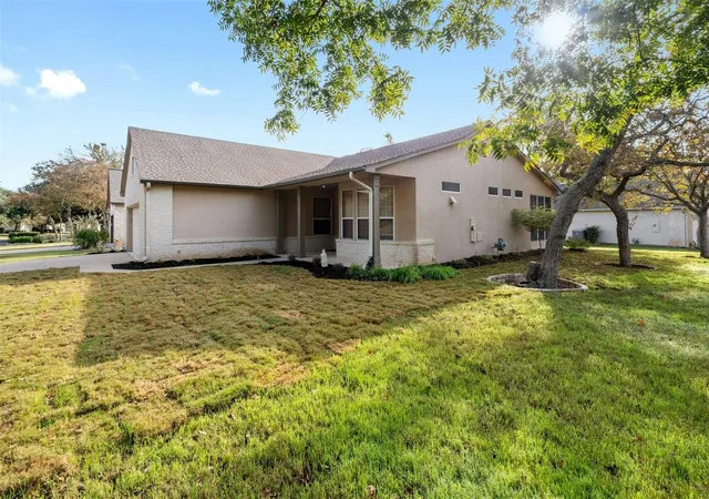 Photo 3 of Single family home for sale at 101 Buttercup Trl, Georgetown, TX 78633 | MLS# 1016310 | Listing updated on 2026-10-02