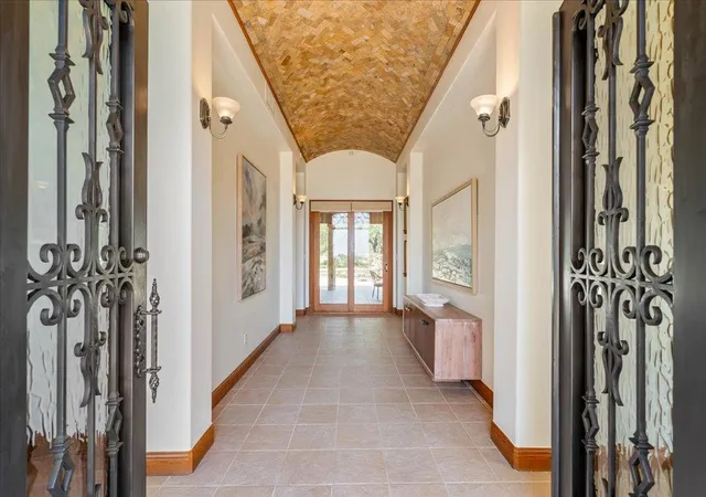 Photo 3 of Single family home for sale at 1525 Springlake Dr, Dripping Springs, TX 78620 | MLS# 8471090 | Listing updated on 2026-10-06