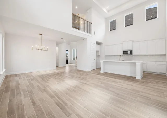 Photo 3 of Single family home for sale at 137 Emerald Grv Dr, Georgetown, TX 78633 | MLS# 3406083 | Listing updated on 2026-09-13