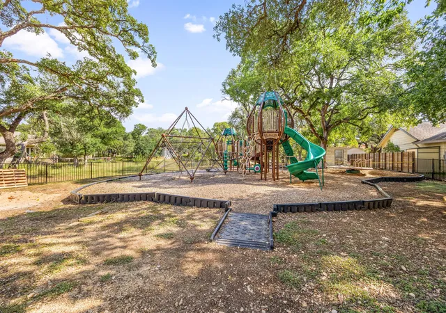 Photo 21 of Single family home for sale at 20 Westwood Dr, Wimberley, TX 78676 | MLS# 7500943 | Listing updated on 2026-10-07