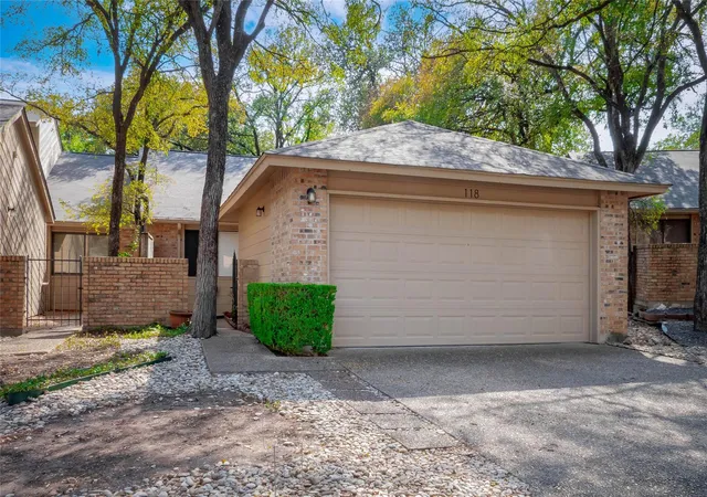 Condo for sale at 7211 Lakewood Dr #E118, Austin, TX 78750 | MLS# 8132114
