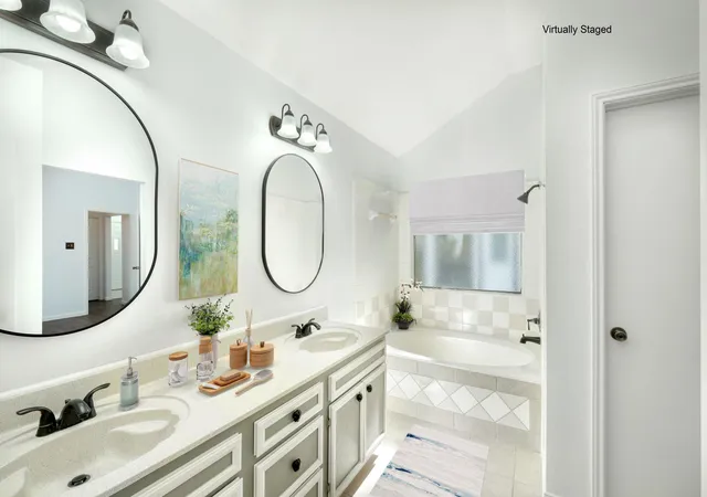 Photo 4 of Single family home for sale at 1810 Parkwood Dr, Leander, TX 78641 | MLS# 8264825 | Listing updated on 2026-10-09
