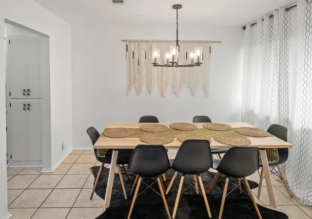 Photo 2 of Single family home for sale at 512 Mulberry Dr, Austin, TX 78745 | MLS# 2602526 | Listing updated on 2026-10-08