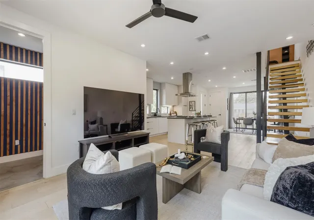 Photo 2 of Condo for sale at 3300 E Martin Luther King Jr Blvd #B, Austin, TX 78721 | MLS# 1397473 | Listing updated on 2026-10-24