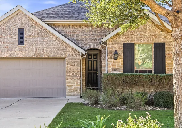 Photo 2 of Single family home for sale at 7805 Turnback Ledge Trl, Lago Vista, TX 78645 | MLS# 3890759 | Listing updated on 2026-10-05