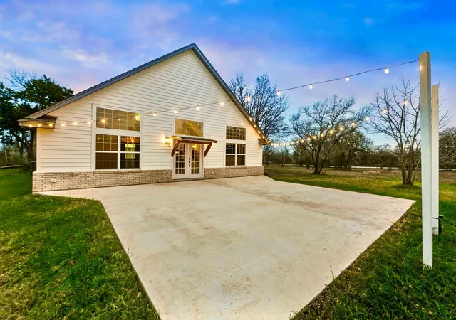 Photo 3 of Single family home for sale at 20808 Sandy Brown Ln, Webberville, TX 78621 | MLS# 5853320 | Listing updated on 2026-10-09