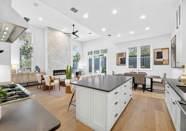 Photo 1 of Single family home for sale at 2707 Salek Vw, Austin, TX 78741 | MLS# 9132900 | Listing updated on 2026-09-14