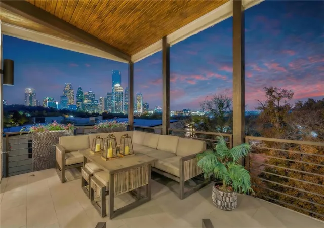 Photo 3 of Single family home for sale at 2707 Salek Vw, Austin, TX 78741 | MLS# 9132900 | Listing updated on 2026-09-14