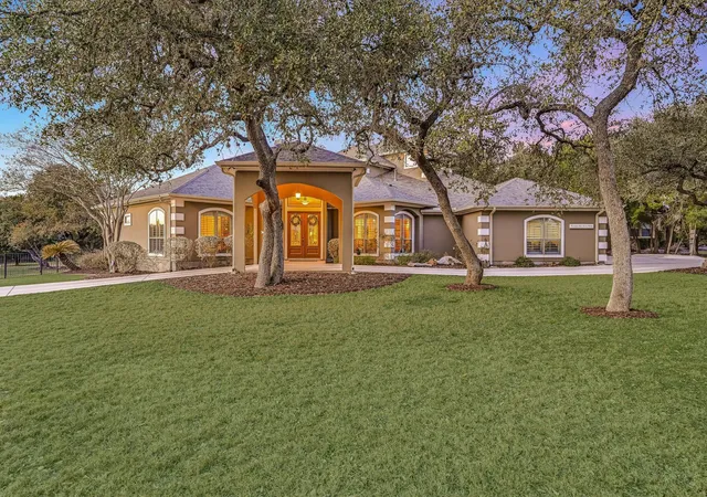 Photo 3 of Single family home for sale at 2609 Camel Trl, New Braunfels, TX 78132 | MLS# 3710999 | Listing updated on 2026-09-15